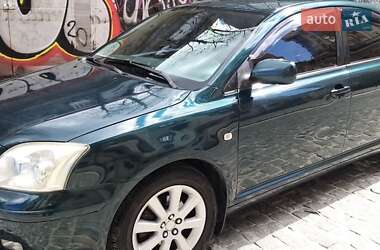 Toyota Avensis  2003