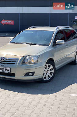 Toyota Avensis  2008