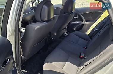 Toyota Avensis  2009