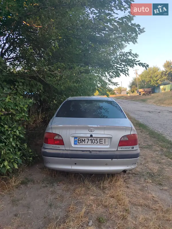 Toyota Avensis 1998