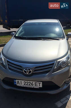 Toyota Avensis  2015