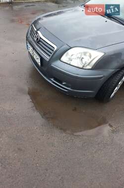 Toyota Avensis 2005