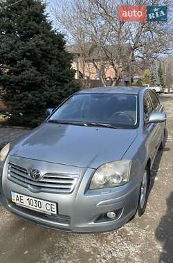 Toyota Avensis  2008