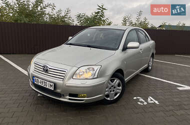 Toyota Avensis 2004
