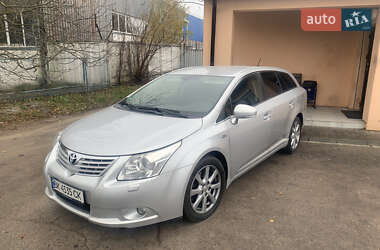 Toyota Avensis 2010