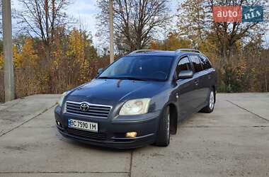 Toyota Avensis  2005