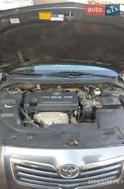 Toyota Avensis  2006