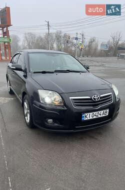 Toyota Avensis  2008