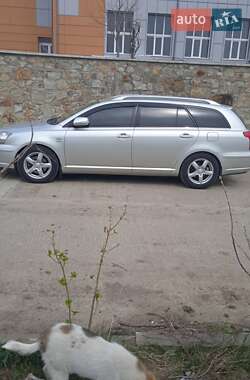 Toyota Avensis  2008