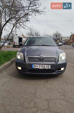 Toyota Avensis  2004