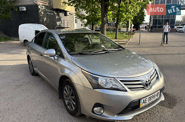 Toyota Avensis 2012