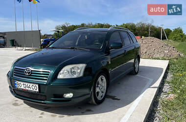 Toyota Avensis  2004