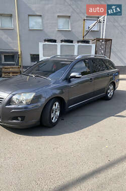 Toyota Avensis  2007