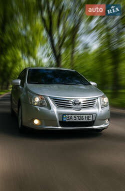 Toyota Avensis  2010