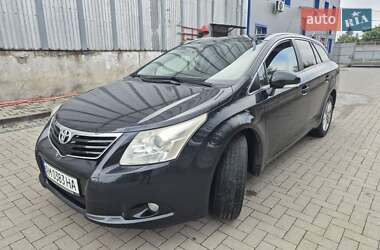 Toyota Avensis  2010