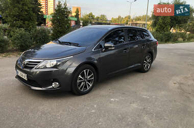 Toyota Avensis  2015