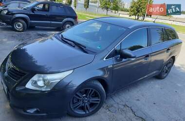 Toyota Avensis 2010