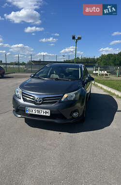 Toyota Avensis  2014