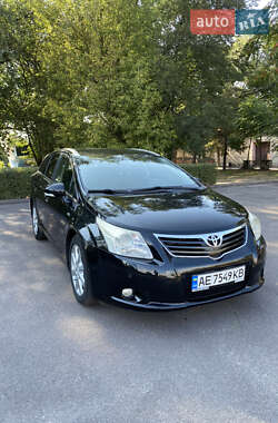 Toyota Avensis 2010