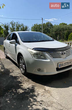 Toyota Avensis  2011