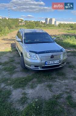 Toyota Avensis  2003
