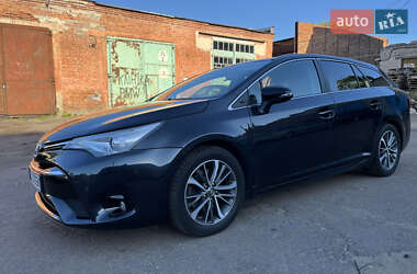 Toyota Avensis  2015