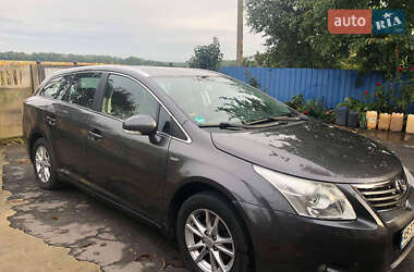 Toyota Avensis  2011
