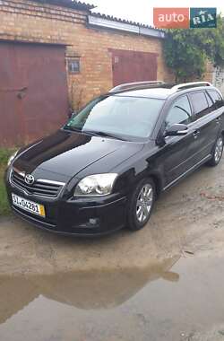 Toyota Avensis  2008