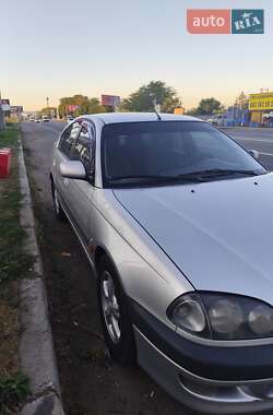 Toyota Avensis  1999