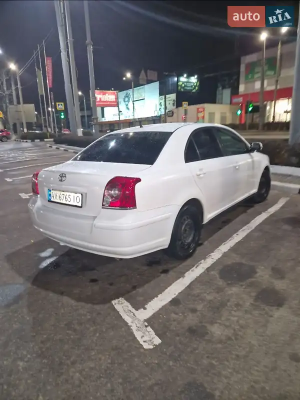 Toyota Avensis