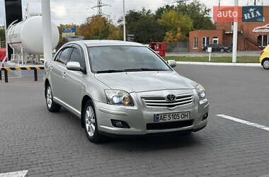 Toyota Avensis  2008