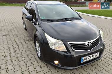 Toyota Avensis  2010