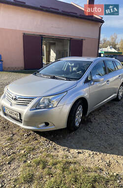 Toyota Avensis 2011