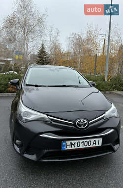 Toyota Avensis  2016