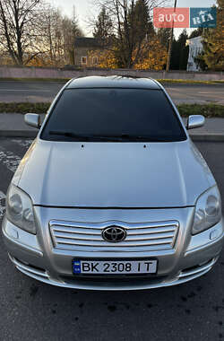 Toyota Avensis 2005