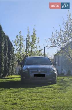 Toyota Avensis  2008