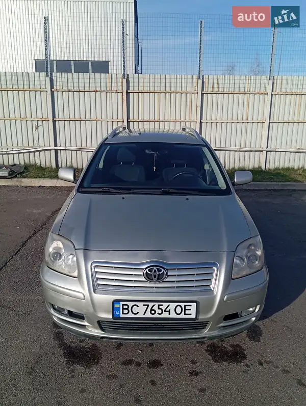 Toyota Avensis 2003