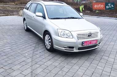 Toyota Avensis  2005