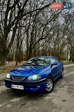 Toyota Avensis  1998