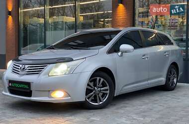 Toyota Avensis  2011