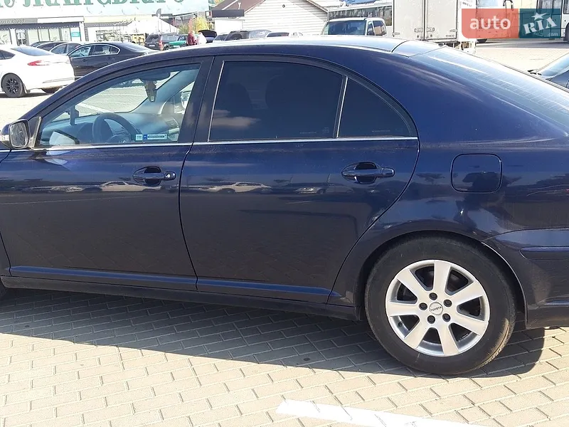 Toyota Avensis