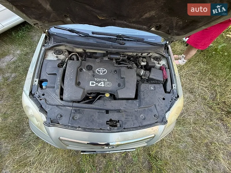 Toyota Avensis 2003