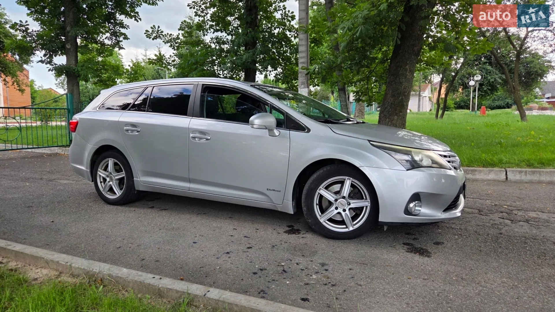 Toyota Avensis 2013 VIN SB1EB76L70E038004 фото оголошення 14 з 49