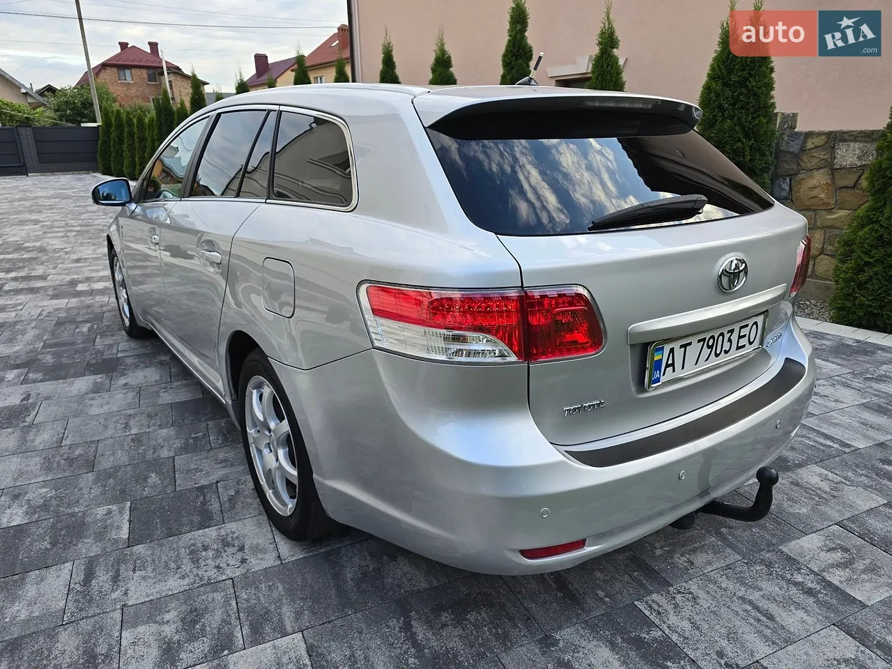 2010 Toyota Avensis - мініатюра 5