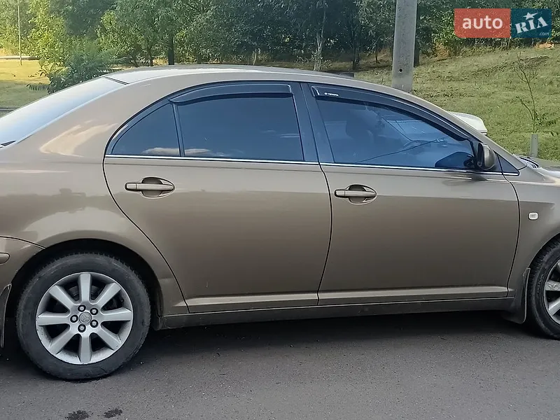 Toyota Avensis