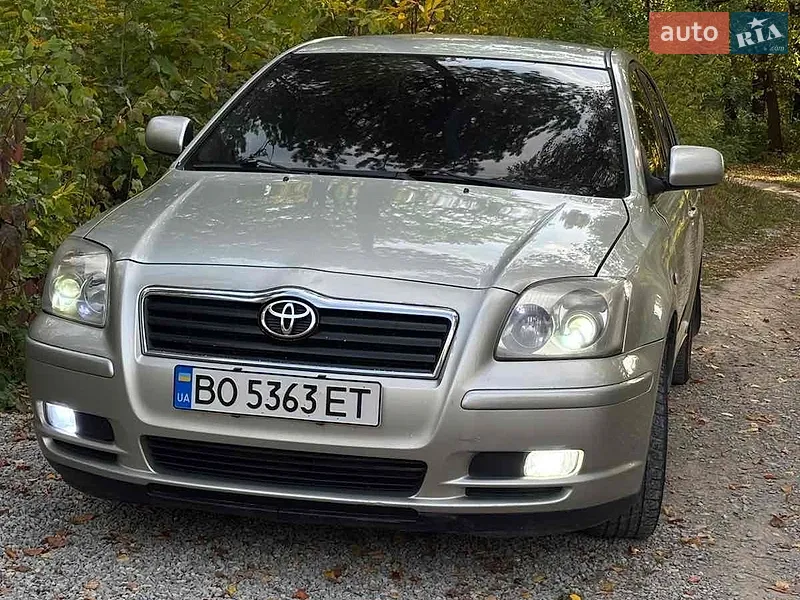 Toyota Avensis 2004