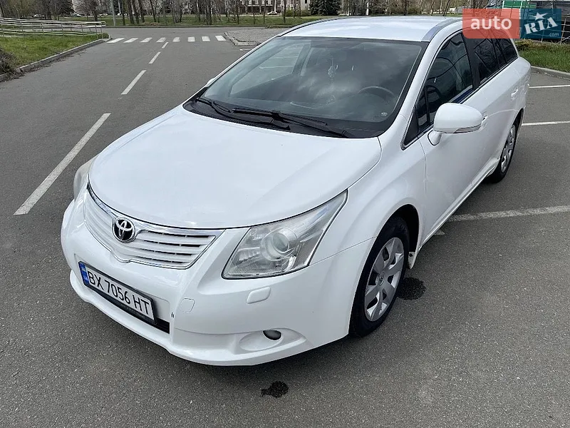 Toyota Avensis 2010