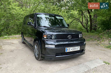 Toyota bB  2005
