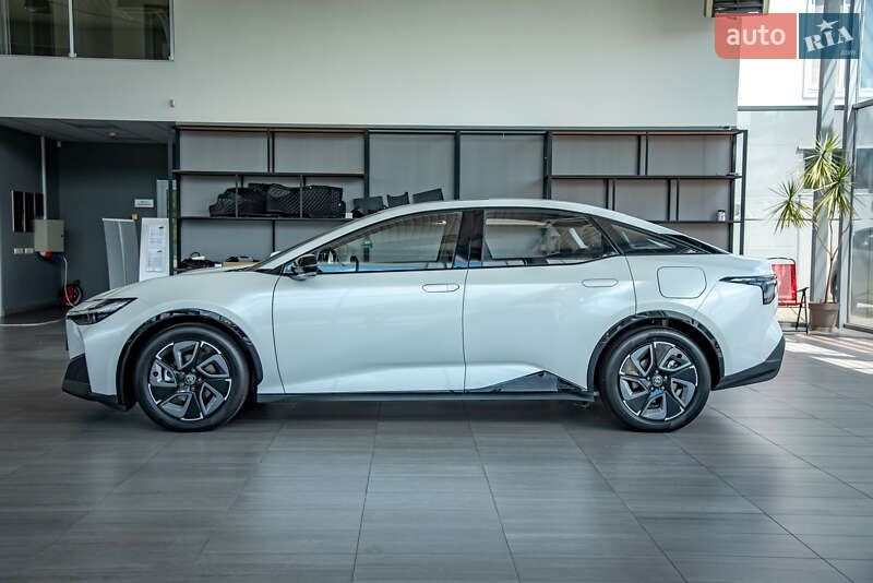 Легковые Toyota bZ3