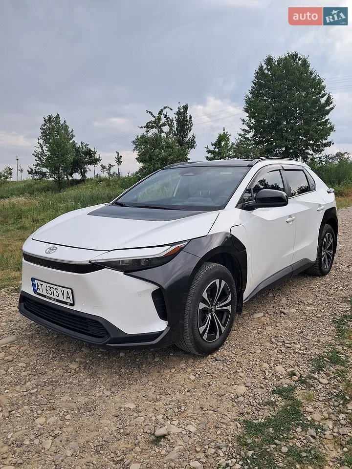 2024 Toyota bZ4X - фото 1